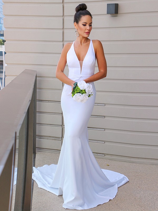 Sheath/Column Stretch Crepe V-neck Ruched Sleeveless Sweep/Brush Train Wedding Dresses 1521