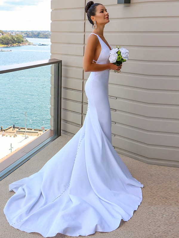 Sheath/Column Stretch Crepe V-neck Ruched Sleeveless Sweep/Brush Train Wedding Dresses 1521