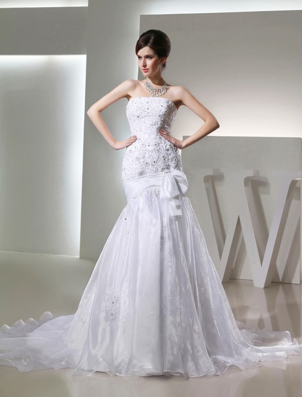 Trumpet/Mermaid Beading Long Strapless Sleeveless Organza Wedding Dresses 2081