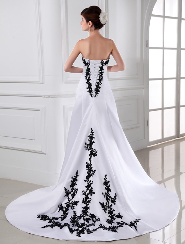 A-Line/Princess Beading Strapless Sleeveless Long Satin Wedding Dresses 1773