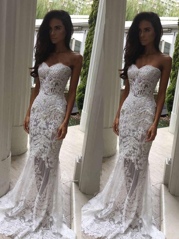 Trumpet/Mermaid Sweetheart Court Train Applique Sleeveless Lace Wedding Dresses 1688