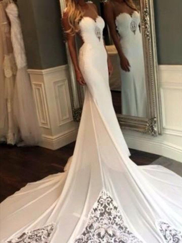 Trumpet/Mermaid Sleeveless Sweetheart Applique Cathedral Train Lace Wedding Dresses 1651