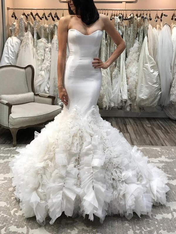 Trumpet/Mermaid Sweetheart Sleeveless Court Train Satin Wedding Dresses 1691