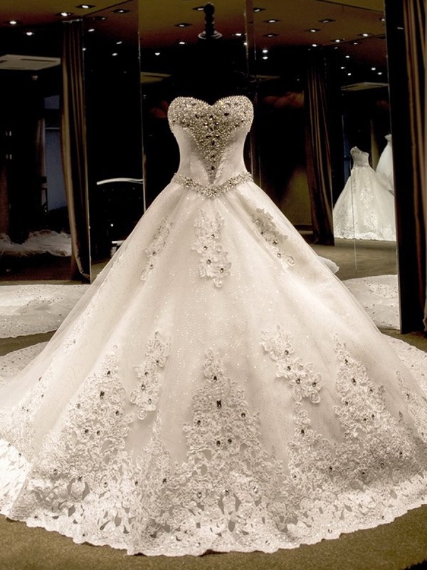 Ball Gown Sleeveless Sweetheart Cathedral Train Applique Sequin Tulle Wedding Dresses 1256