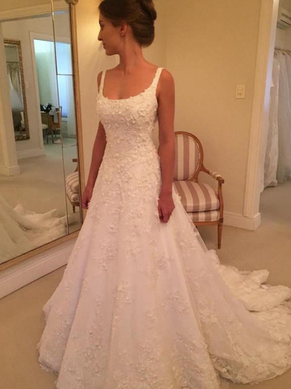 A-Line/Princess Sleeveless Straps Square Court Train Applique Lace Wedding Dresses 904