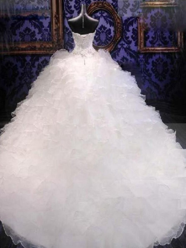 Ball Gown Sleeveless Sweetheart Chapel Train Beading Sequin Organza Wedding Dresses 1257