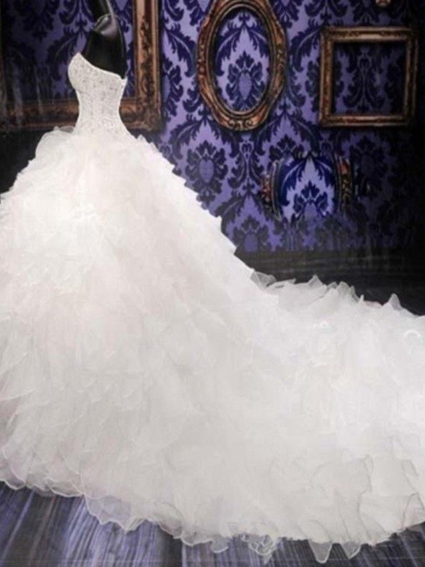 Ball Gown Sleeveless Sweetheart Chapel Train Beading Sequin Organza Wedding Dresses 1257