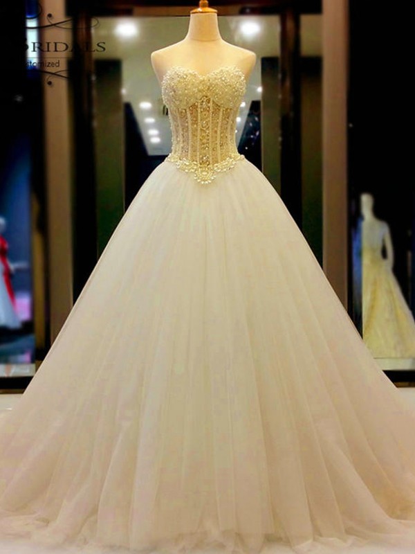 Ball Gown Sweetheart Tulle Beading Court Train Sleeveless Wedding Dresses 1288