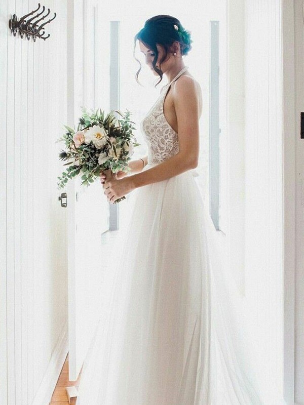 A-Line/Princess Lace Tulle Sleeveless Halter Floor-Length Wedding Dresses 746