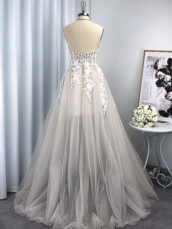 A-Line/Princess Tulle Applique Sweetheart Sleeveless Sweep/Brush Train Wedding Dresses 1008