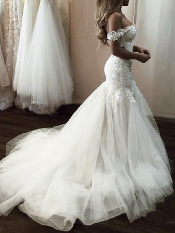 Trumpet/Mermaid Tulle Applique Off-the-Shoulder Sleeveless Sweep/Brush Train Wedding Dresses 1710