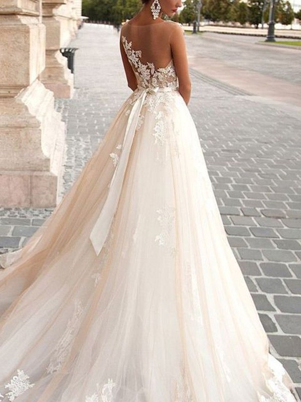 A-Line/Princess Tulle Scoop Applique Sleeveless Court Train Wedding Dresses 1103