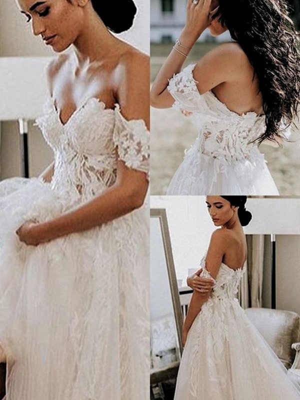 A-Line/Princess Sleeveless Tulle Off-the-Shoulder Applique Sweep/Brush Train Wedding Dresses 906