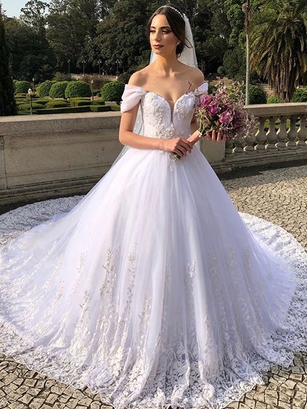 Ball Gown Tulle Applique Off-the-Shoulder Sleeveless Court Train Wedding Dresses 1296