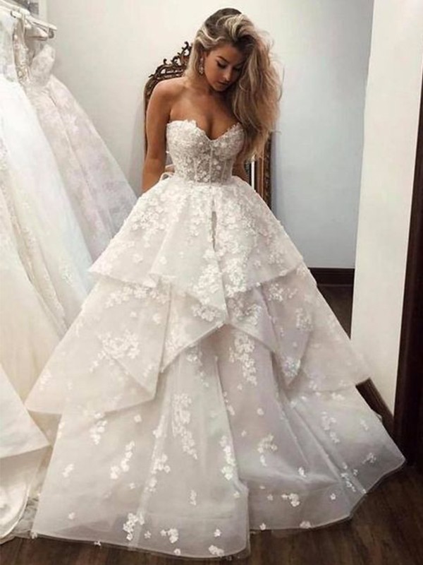 Ball Gown Sweetheart Organza Applique Sleeveless Court Train Wedding Dresses 1280