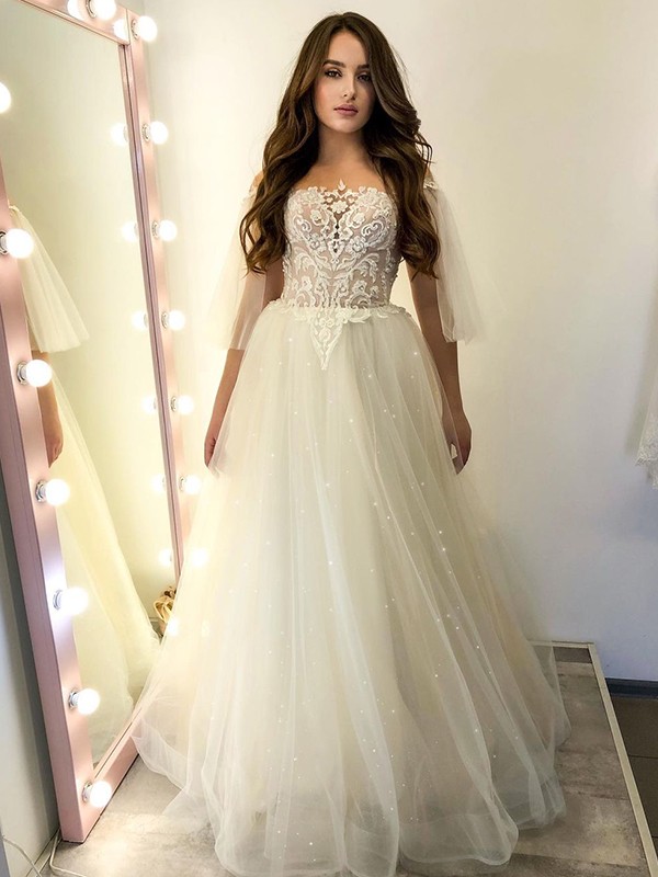 A-Line/Princess Lace Applique Off-the-Shoulder 1/2 Sleeves Floor-Length Wedding Dresses 689