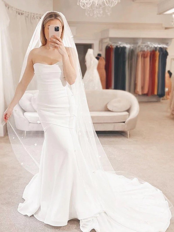 Sheath/Column Stretch Crepe Ruched Sweetheart Sleeveless Court Train Wedding Dresses 1500