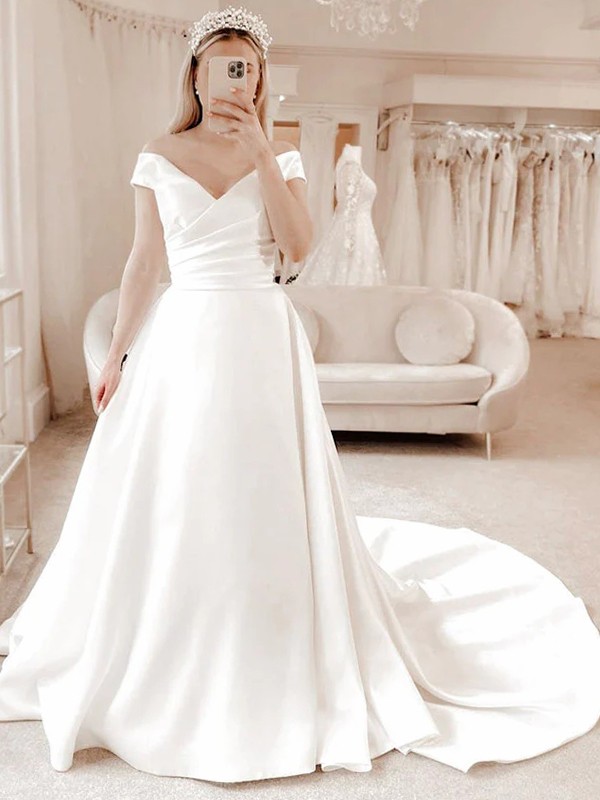 A-Line/Princess Satin Ruched V-neck Sleeveless Court Train Wedding Dresses 826