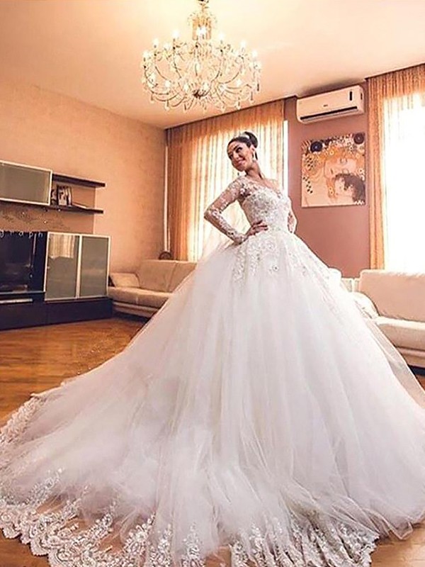 Ball Gown Long Sleeves Tulle V-neck Court Train Wedding Dresses 1202