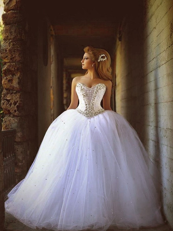 Ball Gown Sleeveless Court Train Beading Sweetheart Tulle Wedding Dresses 1247