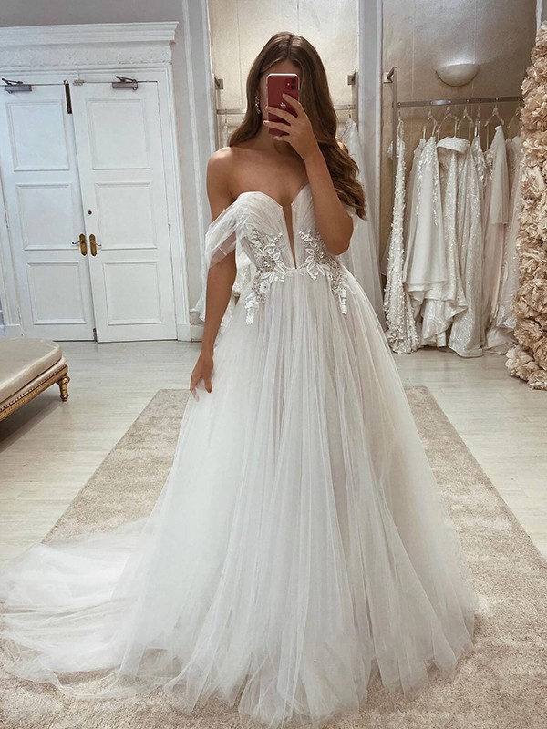 A-Line/Princess Tulle Applique Off-the-Shoulder Sleeveless Sweep/Brush Train Wedding Dresses 987