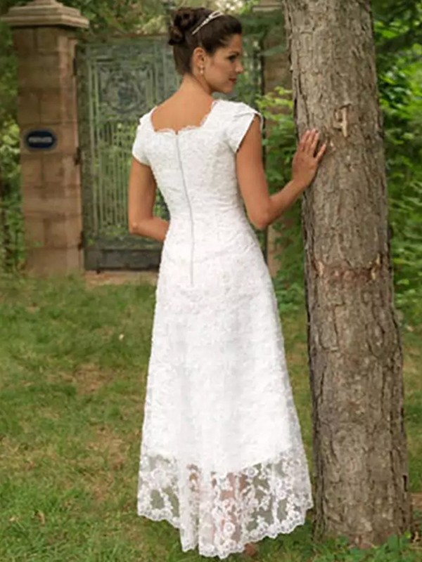 A-Line/Princess Lace Scoop Short Sleeves Asymmetrical Wedding Dresses 742