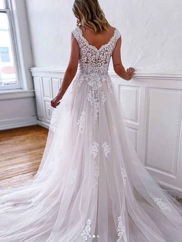 A-Line/Princess Tulle Applique V-neck Sleeveless Sweep/Brush Train Wedding Dresses 1043